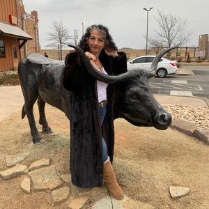 Meet your Posher, Blanca